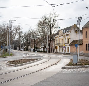 Tram train