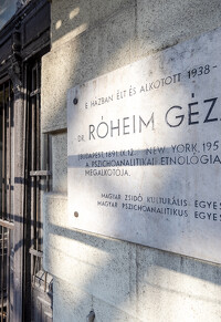 Róheim-villa restaurálása