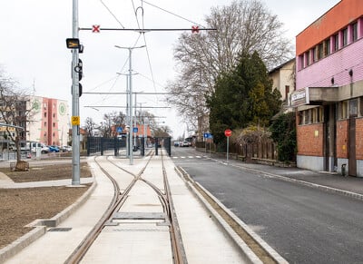 Tram train