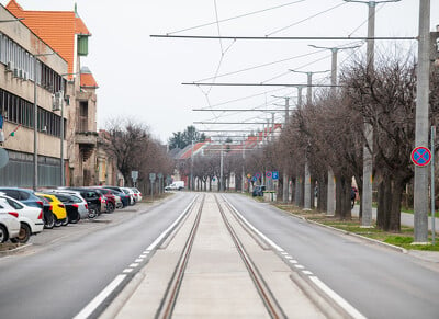 Tram train