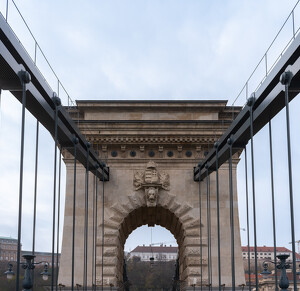 Lánchíd, Clark Ádám téri körforgalom aszfaltozás