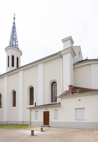 Váci Evangélikus Templom felújított homlokzata