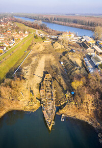 Szőke Tisza gőzhajó kiemelés