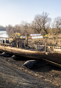 Szőke Tisza gőzhajó kiemelés