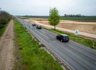 33-as út felújítása és bővítése, új körforgalmi csomópont létesítése