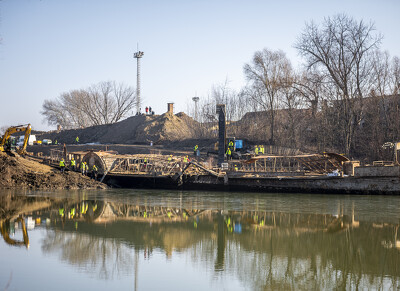 Szőke Tisza gőzhajó kiemelés