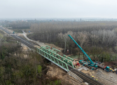 Budapest-Belgrád vasútvonal, vasúti hídelem beemelés