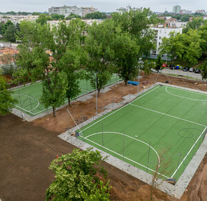 Nyíregyházi Stadion füvesítés