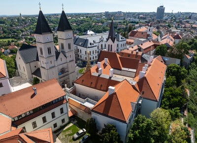 Veszprémi vár - Tejfalussy-ház, Szent István templom és rendház