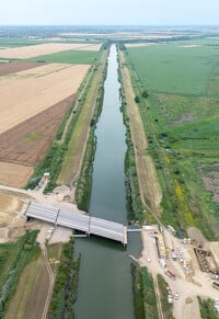 M4 Törökszentmiklós Vadátjáró és Nagykunsági főcsatorna híd 