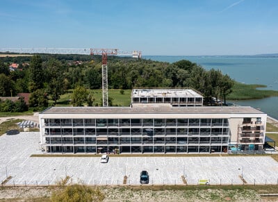 Balatonmáriafürdői apartmanház