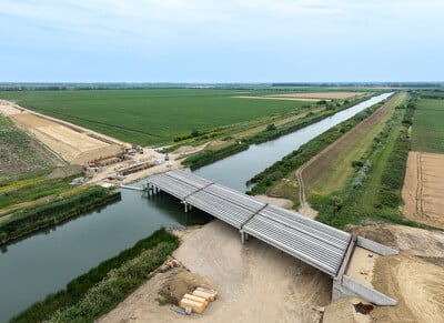 M4 Törökszentmiklós Vadátjáró és Nagykunsági főcsatorna híd 