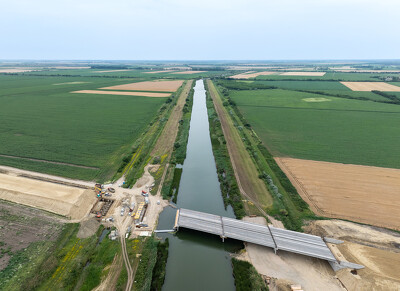 M4 Törökszentmiklós Vadátjáró és Nagykunsági főcsatorna híd 