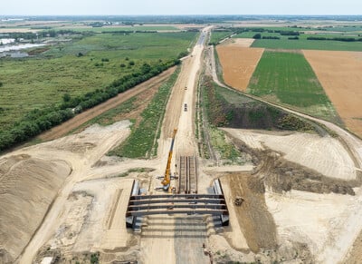 M4 Törökszentmiklós Vadátjáró és Nagykunsági főcsatorna híd 