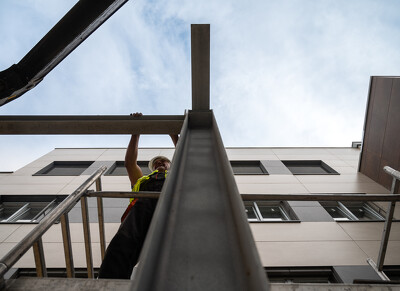 Székesfehérvári kórház parkoló, közlekedőfolyosó