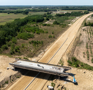 M49 nyomvonalon lévő műtárgyak