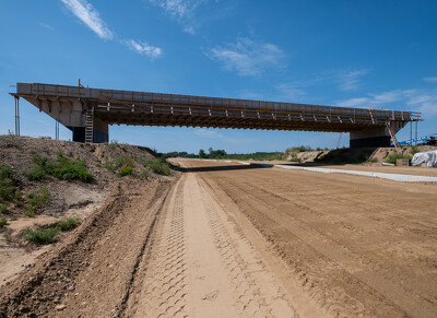 M49 nyomvonalon lévő műtárgyak